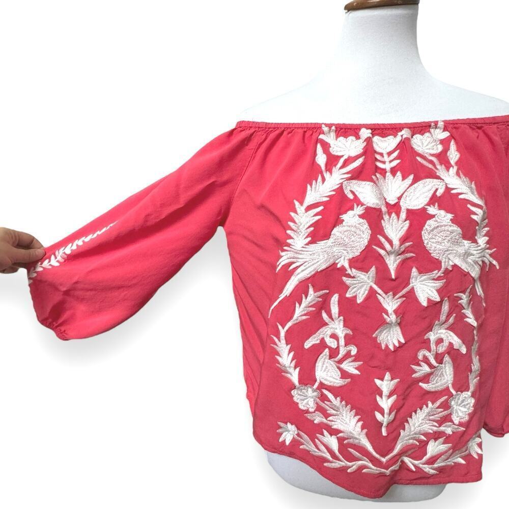 Solitaire Off-The-Shoulder Embroidered Peasant Top Coral White Women’s Medium - Picture 3 of 10